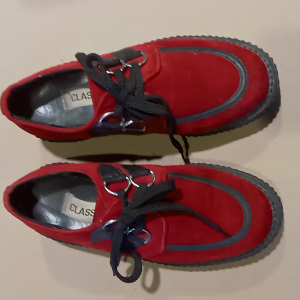 Red velvet round toe creepers